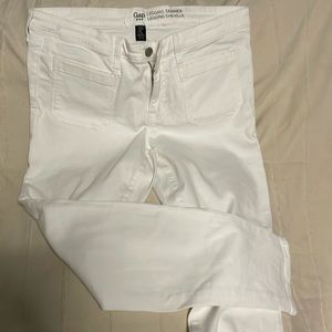 GAP legging skimmer size 12/31 bright white